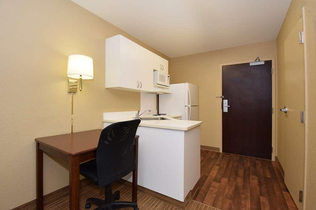 Extended Stay America Select Suites - Phoenix - Deer Valley Oda fotoğraf